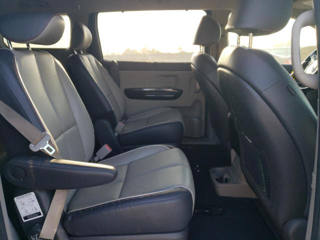 KNDMC5C15H6258226 KIA SEDONA EX