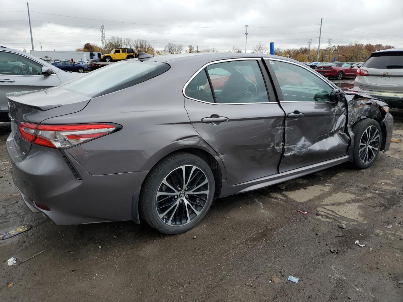 4T1B11HK1KU683576 2019 Toyota Camry L