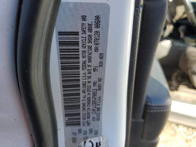 1C4PJLCB3FW790913 Jeep Cherokee Latitude