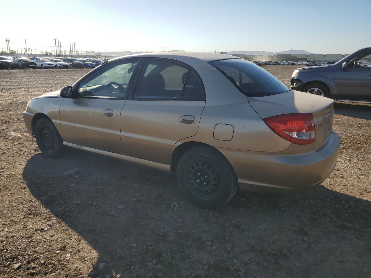 KNADC125546337013 2004 Kia Rio