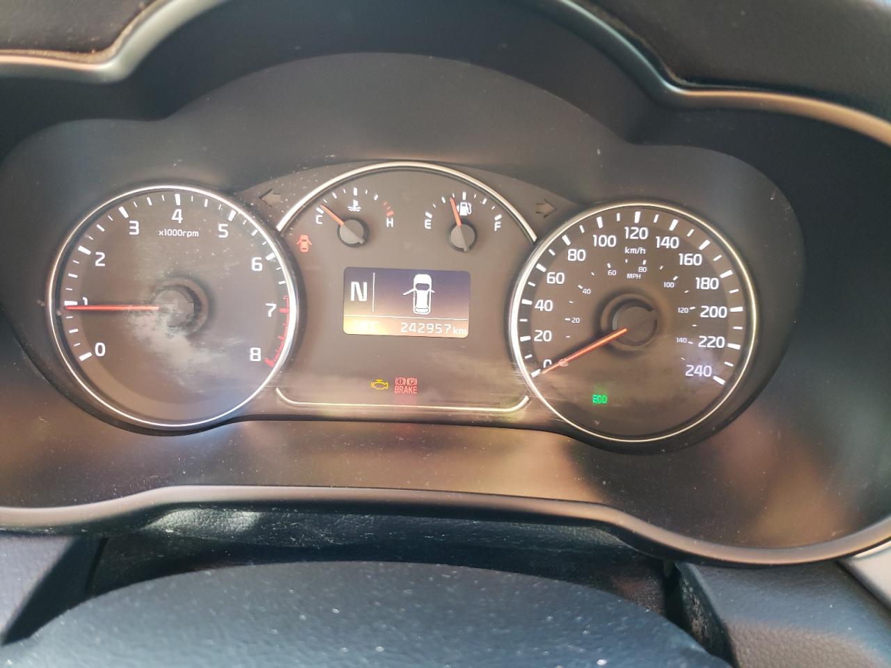 2014 Kia Rondo vin: KNAHT8A35E7067738