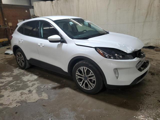 1FMCU0H6XNUA46523 Ford ESCAPE SEL