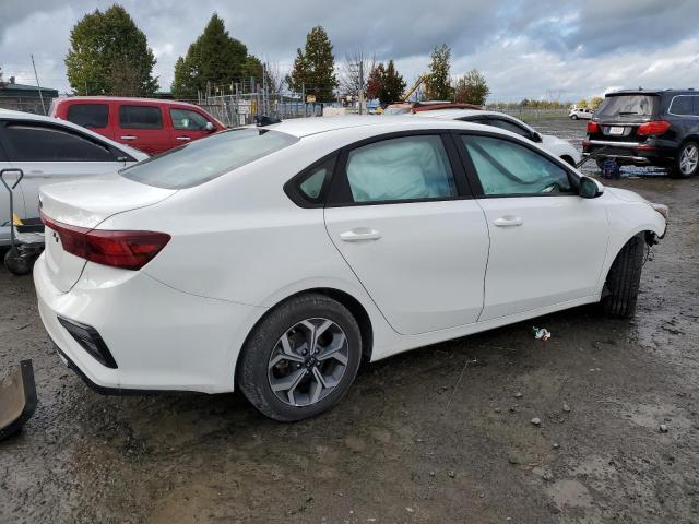 3KPF24AD4ME277874 KIA FORTE FE