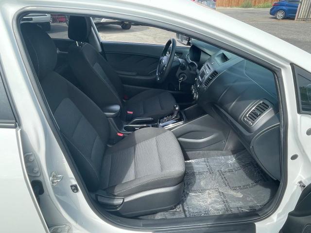 3KPFK4A71JE218111 KIA FORTE LX