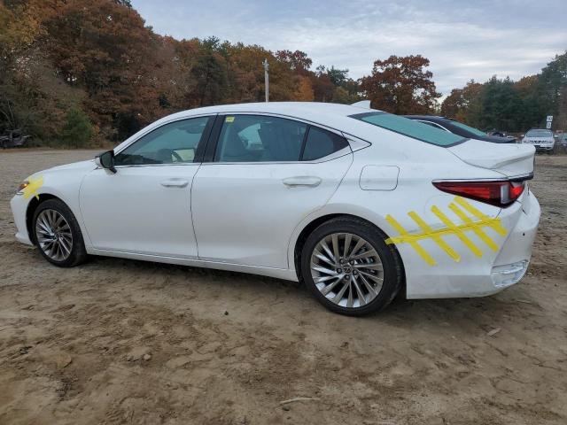 58AEA1C17PU036255 Lexus ES300 ES 300H BA 2