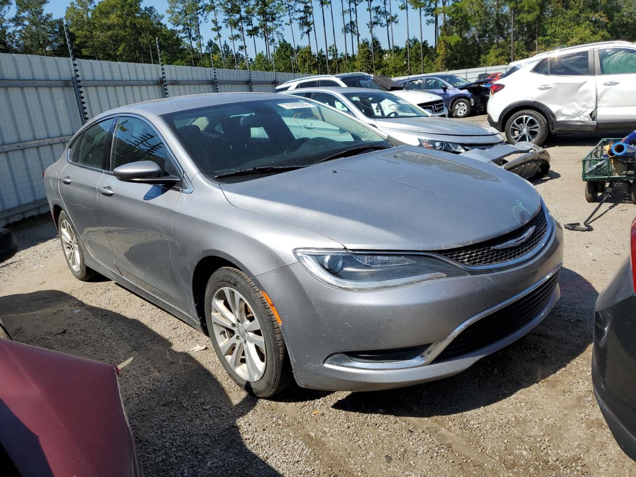 2015 Chrysler 200 Limited vin: 1C3CCCAB9FN701898