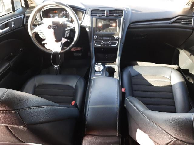 3FA6P0HD5JR131123 Ford FUSION SE