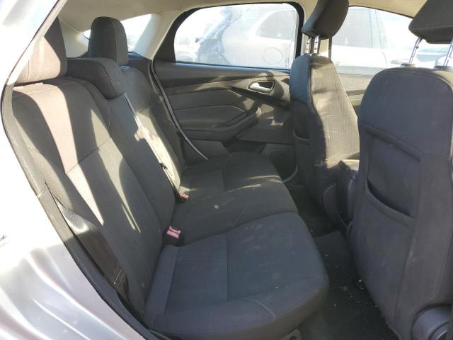 1FADP3K26FL262471 Ford FOCUS SE