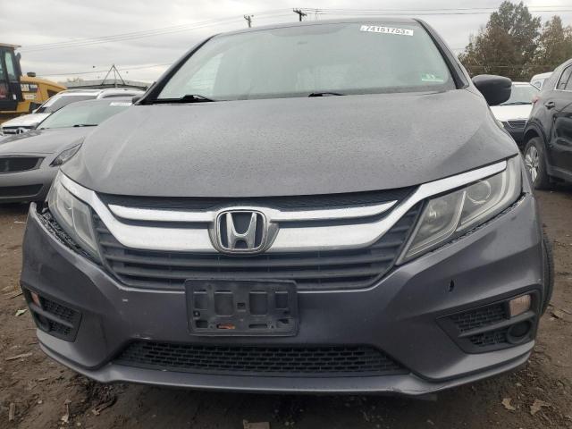 5FNRL6H28JB075975 2018 Honda Odyssey Lx