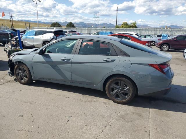 KMHLM4AG9NU348105 Hyundai Elantra SE 2