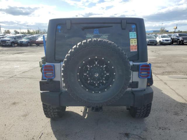 1C4BJWDG4GL114883 Jeep Wrangler Unlimited Sport