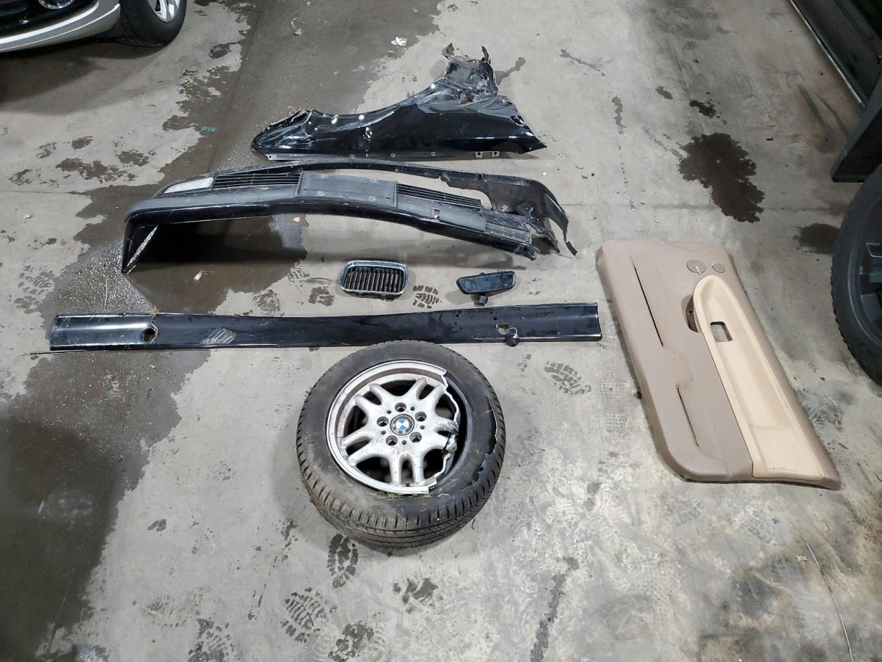 Lot #2179660123 1996 BMW 328 IS