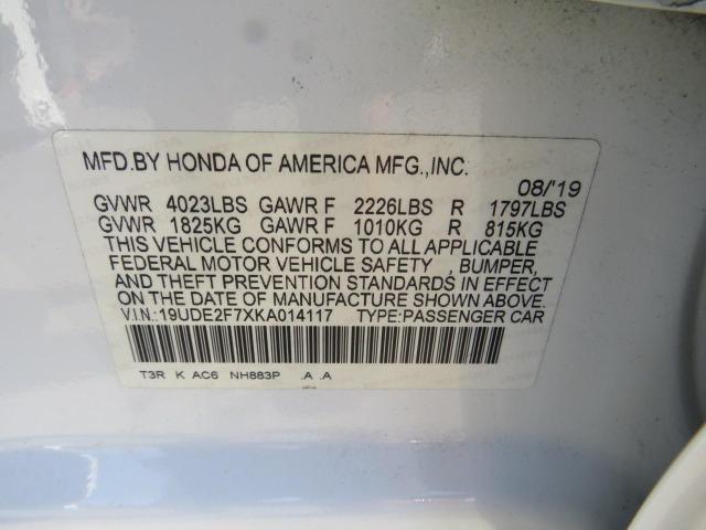 19UDE2F7XKA014117 Acura ILX PREMIU 10