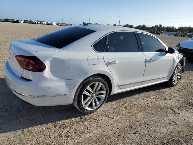 2017 VOLKSWAGEN PASSAT SEL - 1VWCT7A3XHC002240
