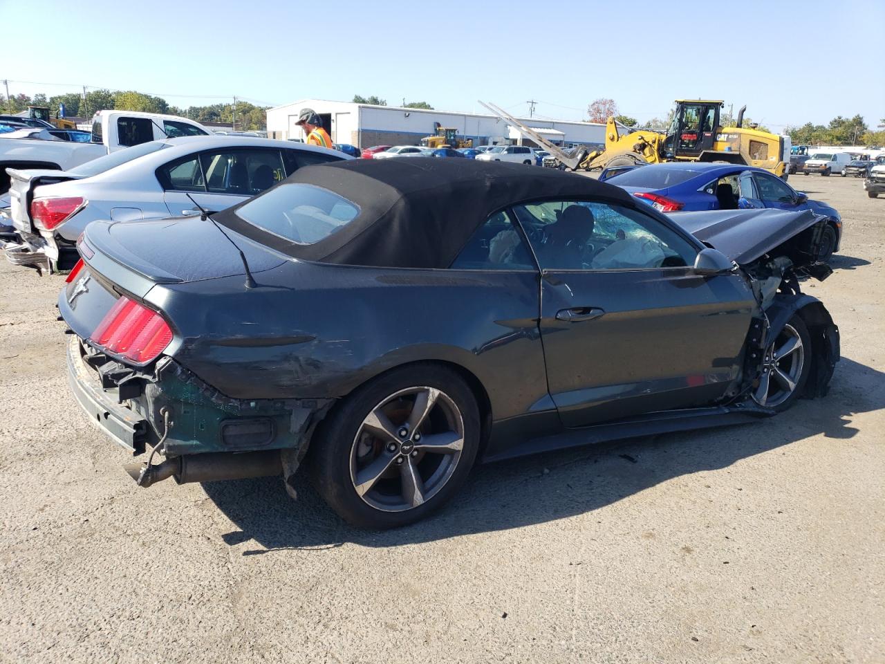 1FATP8EM6F5401217 2015 Ford Mustang