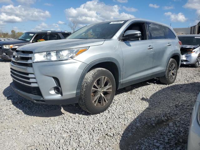 VIN 5TDZARFH0KS053819 2019 Toyota Highlander, LE no.1