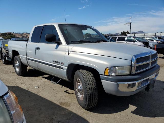 3B7KC23Z8YG152640 2000 Dodge Ram 2500