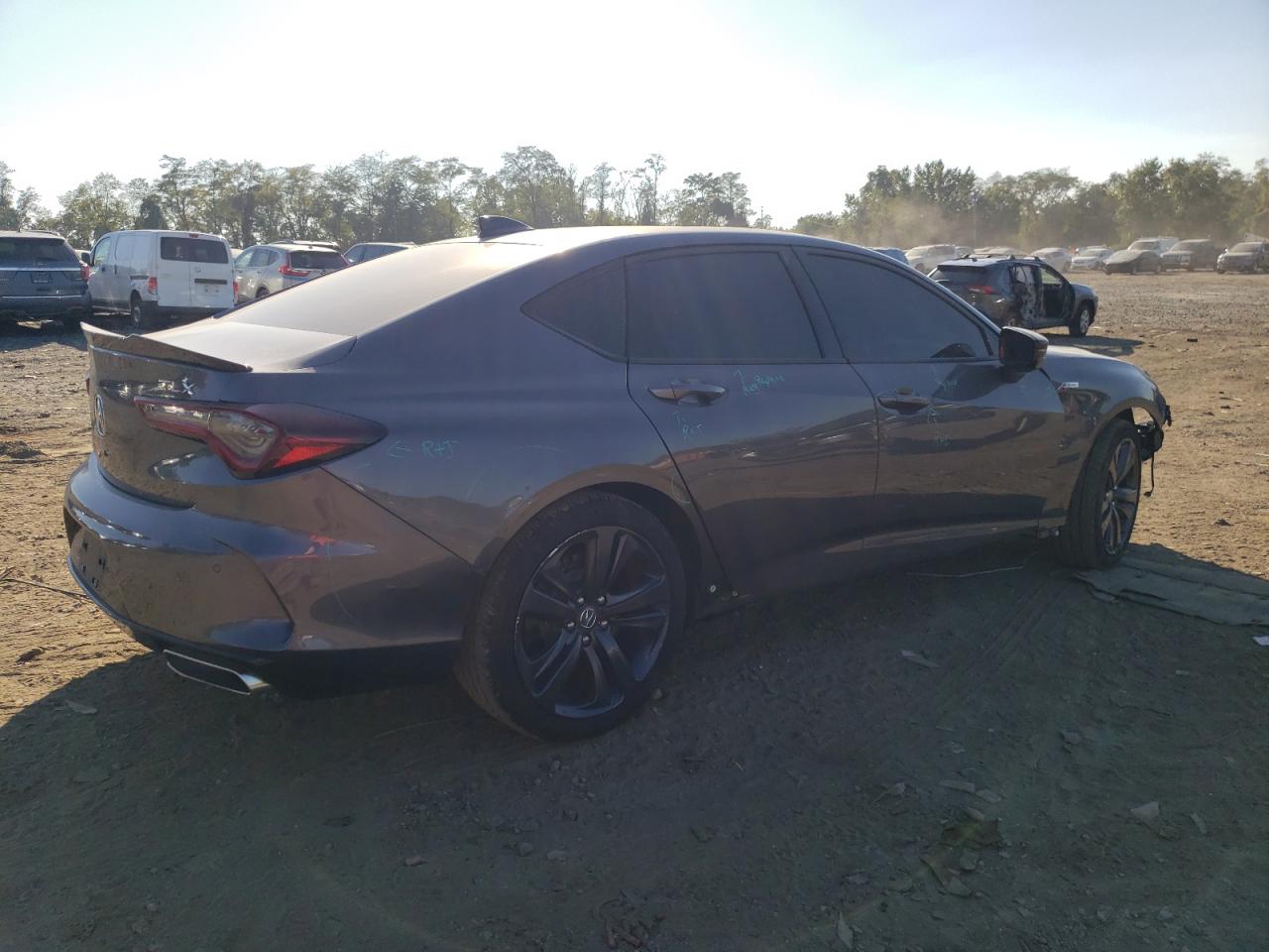 19UUB5F54NA004356 Acura TLX TECH A 3