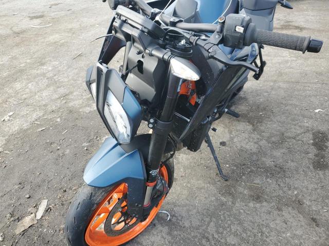 2022 KTM 890 DUKE R VBKTU9406NM830318