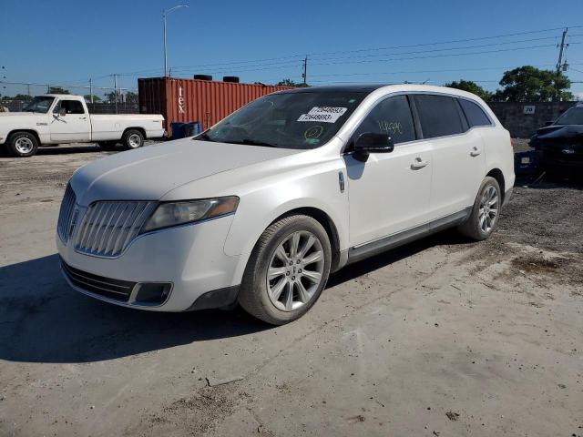 2014 Lincoln MKT 