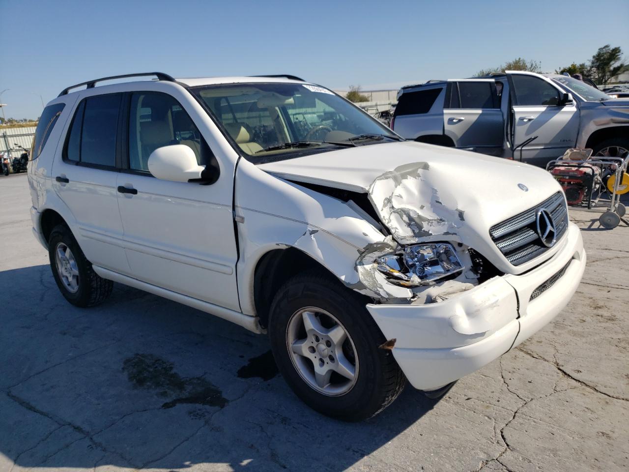 4JGAB54E41A261799 2001 Mercedes-Benz Ml 320