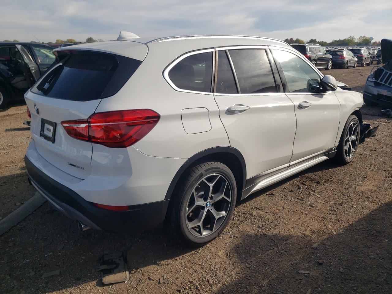 WBXHT3C51K3H35970 BMW X1 XDRIVE2 3