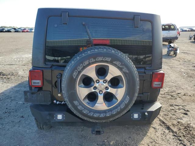 1C4BJWDG8HL738221 Jeep Wrangler Unlimited Sport
