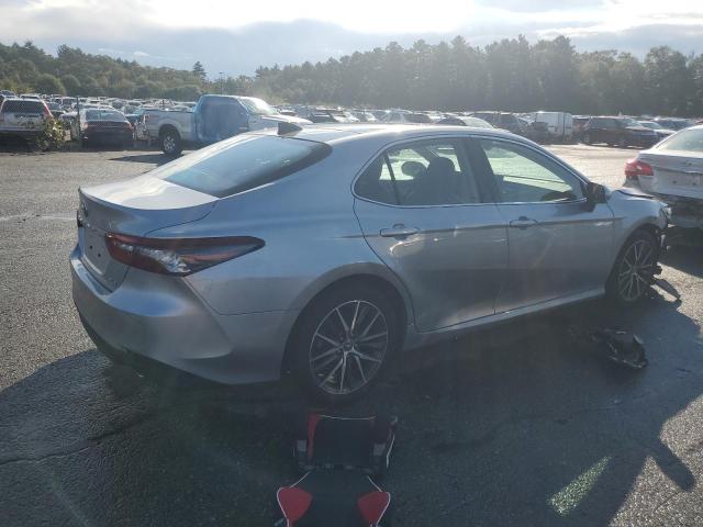  TOYOTA CAMRY 2022 Сріблястий
