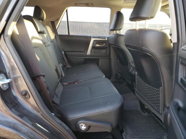 2021 TOYOTA 4RUNNER TR - JTEKU5JRXM5885884