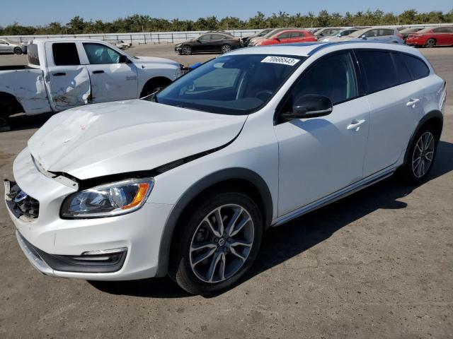 2018 Volvo V60 Cross Country 