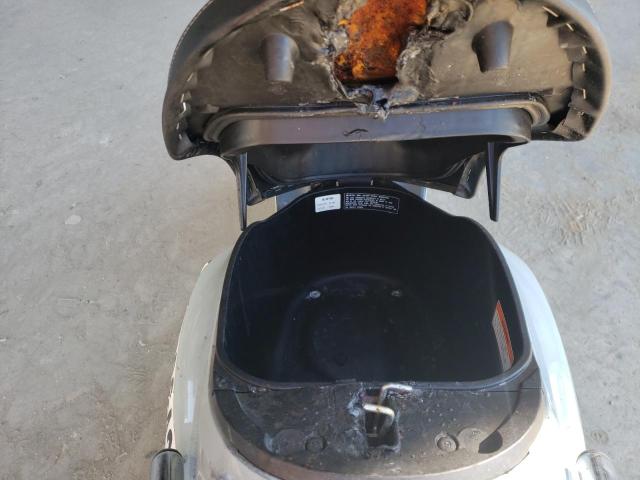 2022 HONDA NCW50 JH2AF7714NK501132