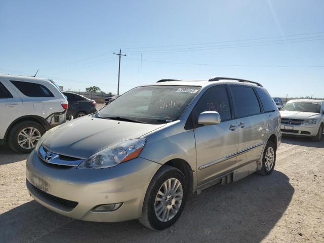 2010 Toyota Sienna XLE