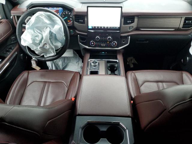 1FMJU1KT7NEA41074 Ford Expedition  8