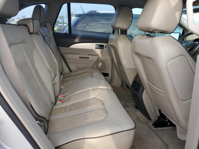 2LMDJ6JK2FBL24768 Lincoln MKX