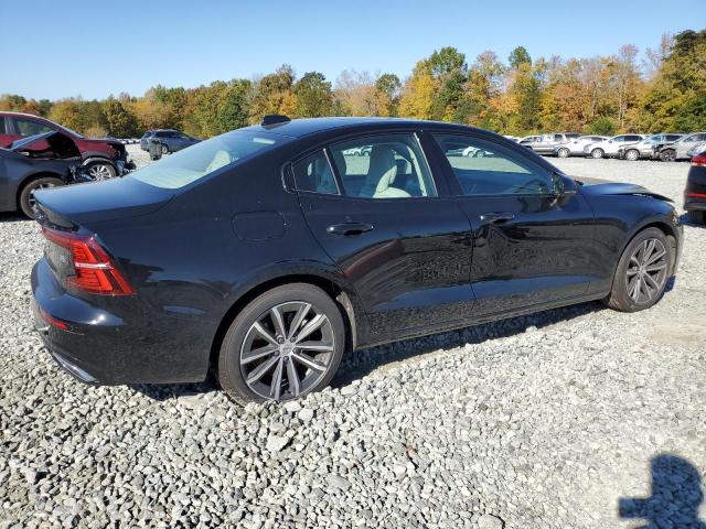 7JRL12TZ4NG189171 Volvo S60 B5 Mom  3