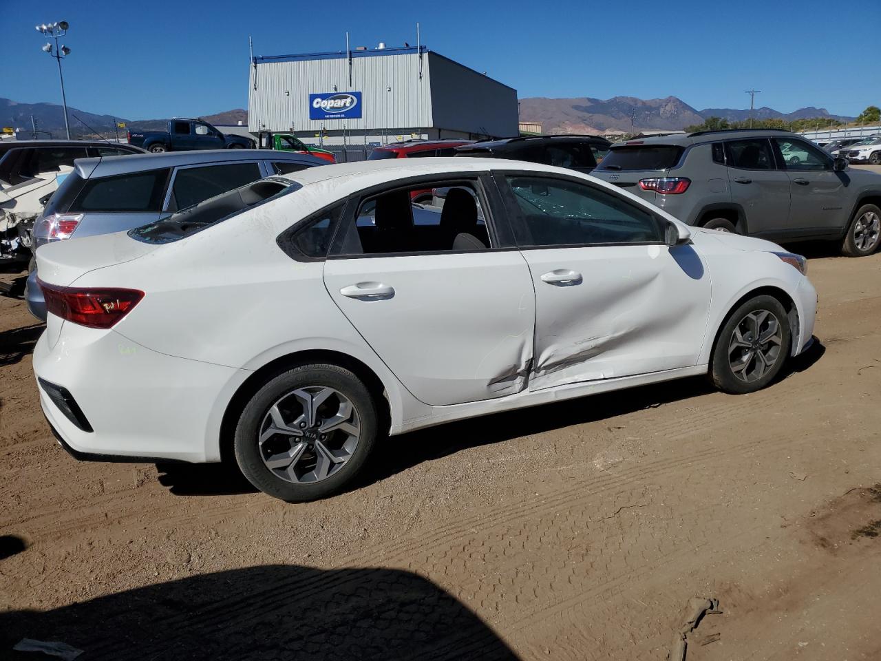 2021 KIA FORTE FE 2.0L  4(VIN: 3KPF24AD3ME337448