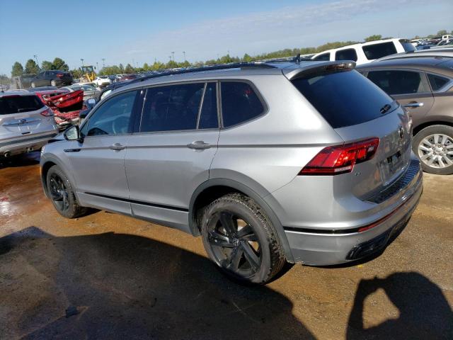 3VVCB7AX1PM079246 Volkswagen Tiguan SE 2