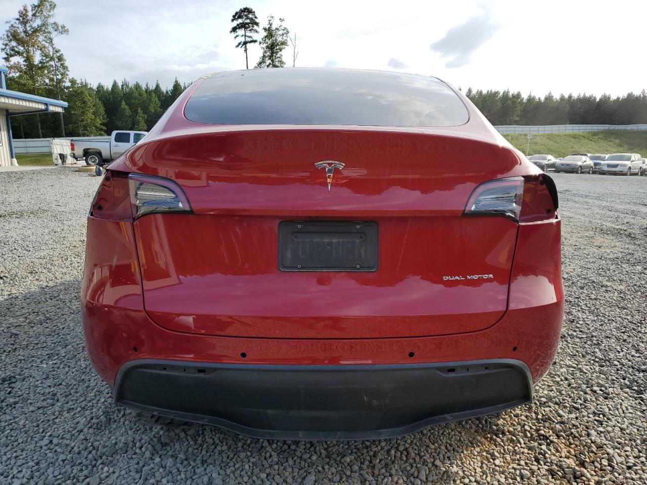 7SAYGAEE6NF519445 Tesla Model Y  6