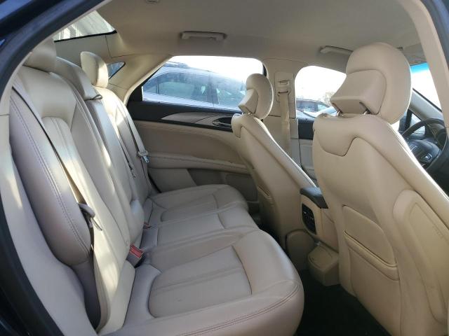 2017 LINCOLN MKZ PREMIE 3LN6L5A94HR627206