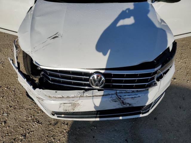 2017 VOLKSWAGEN PASSAT SEL - 1VWCT7A3XHC002240