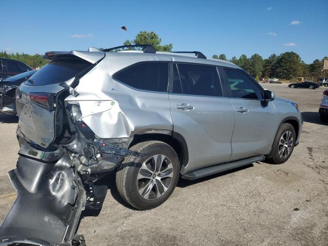 VIN 5TDKDRAH8PS030795 2023 Toyota Highlander, L no.3