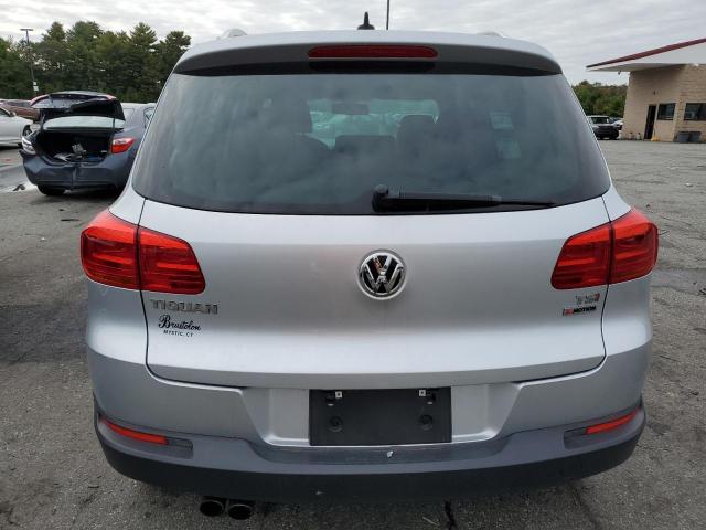 2017 Volkswagen Tiguan Wolfsburg VIN: WVGSV7AX4HK021413 Lot: 63121704