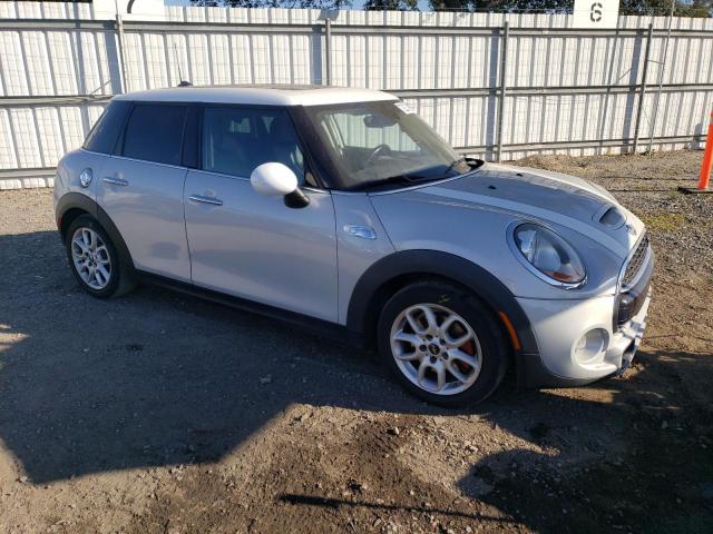 WMWXU3C56F2B66001 Mini COOPER S