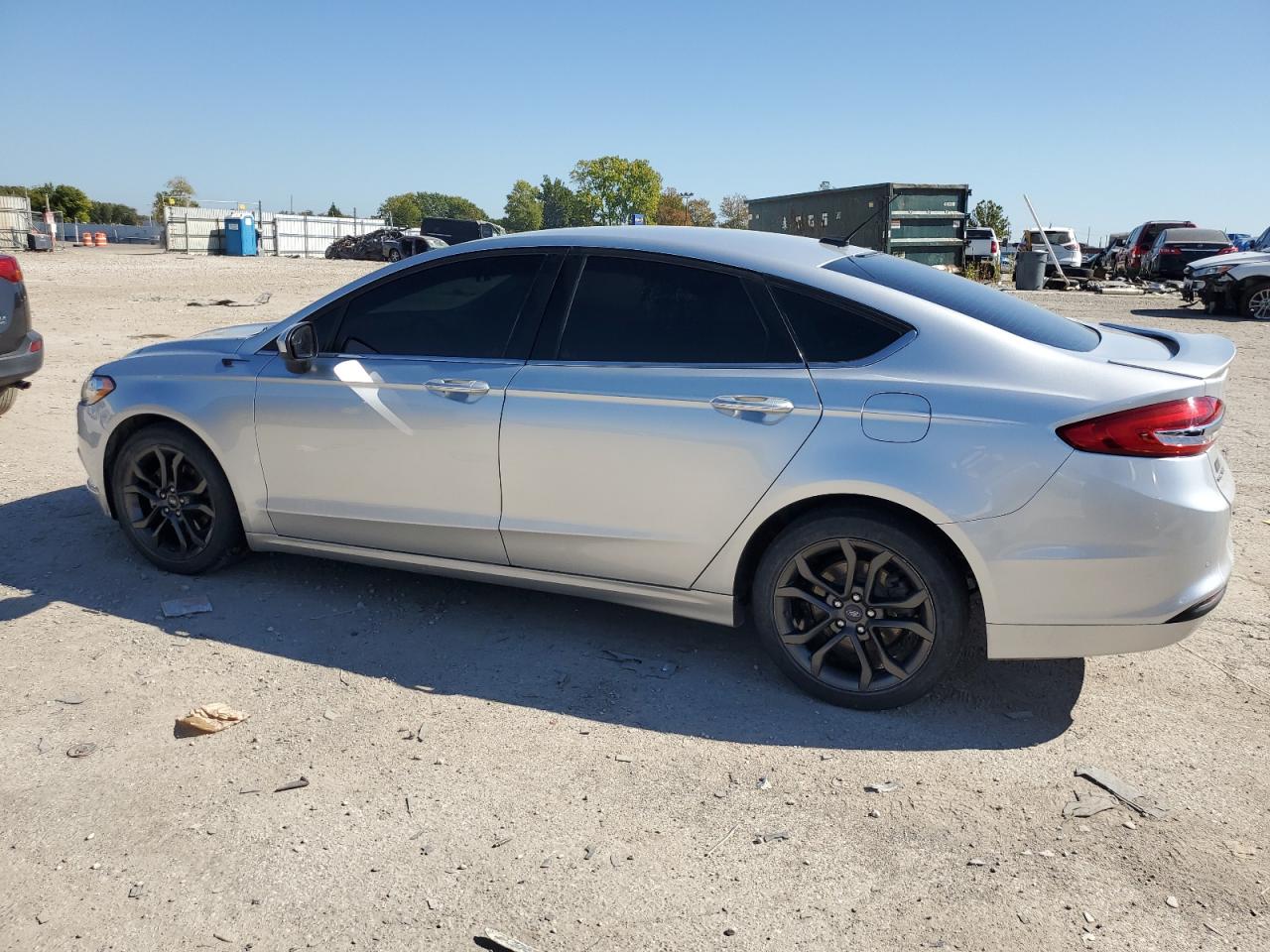 2018 Ford Fusion Se vin: 3FA6P0HD8JR238828