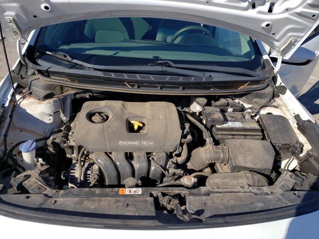 3KPFK4A77HE031305 KIA FORTE LX