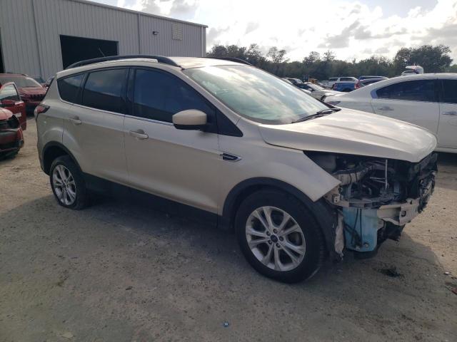 1FMCU0GD2HUC60443 Ford ESCAPE SE