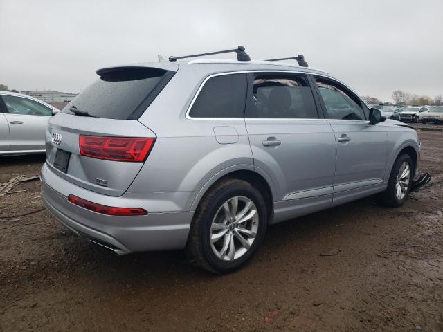 WA1LAAF77HD034813 2017 AUDI Q7, photo no. 3