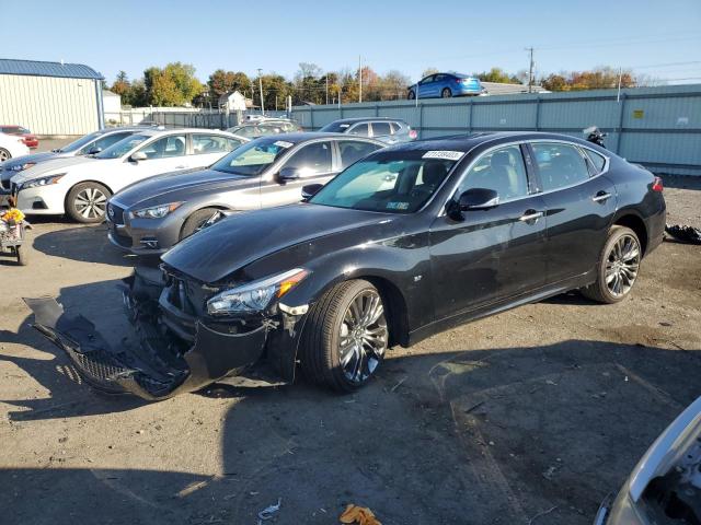 2017 INFINITI Q70 3.7