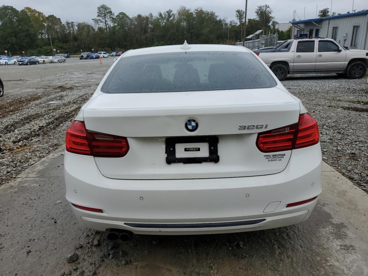 2013 BMW 328 I vin: WBA3A5C50DF356401