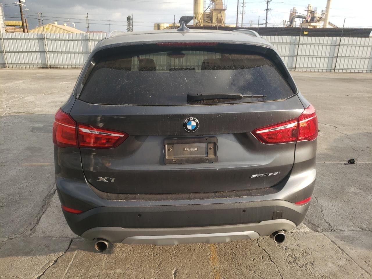 WBXHU7C58K3H46288 BMW X1 SDRIVE2 6